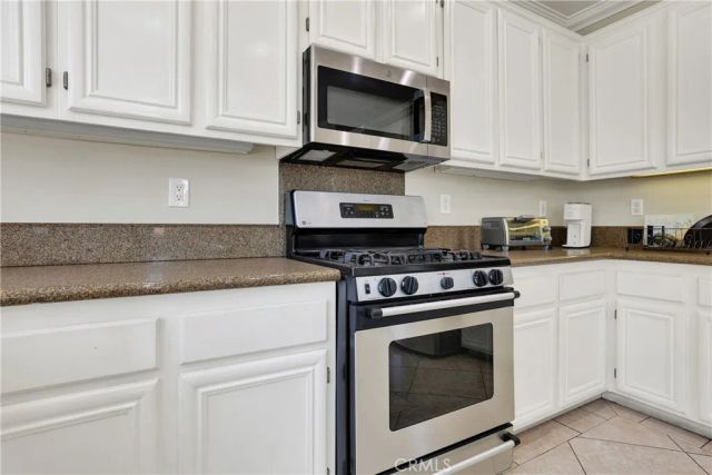7861 Daisy, Huntington Beach, CA 92648