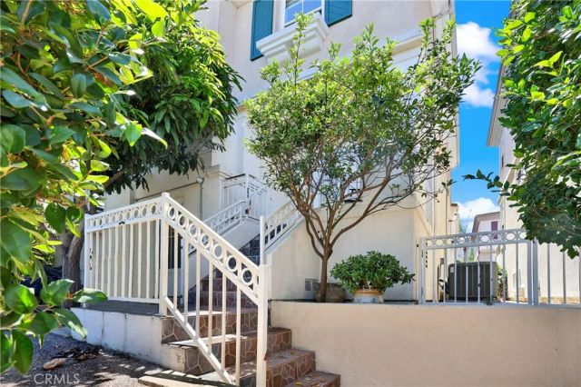 7861 Daisy, Huntington Beach, CA 92648