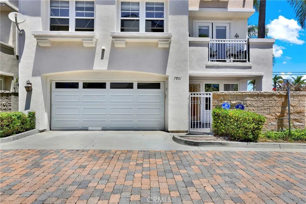 7861 Daisy, Huntington Beach, CA 92648