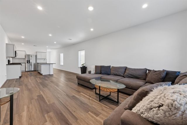 5235 Creekstone Rise Lane, Spring, TX 77373