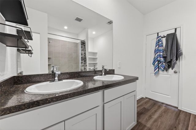 5235 Creekstone Rise Lane, Spring, TX 77373