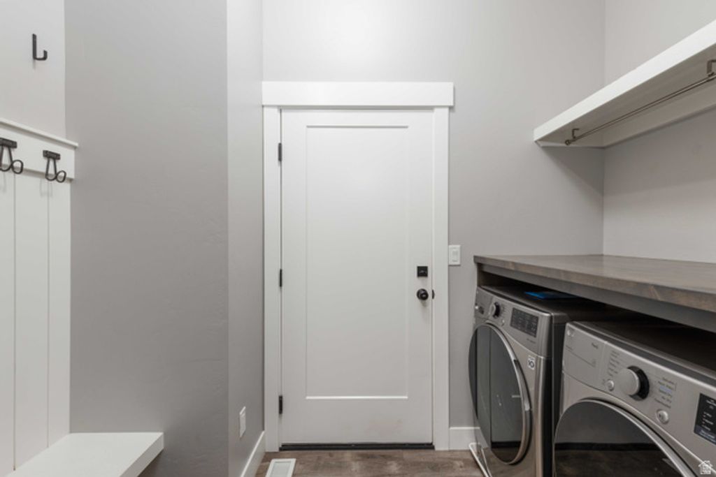 Image 27 of property listing at 3568 N ELKRIDGE TRL, Eden, UT 84310