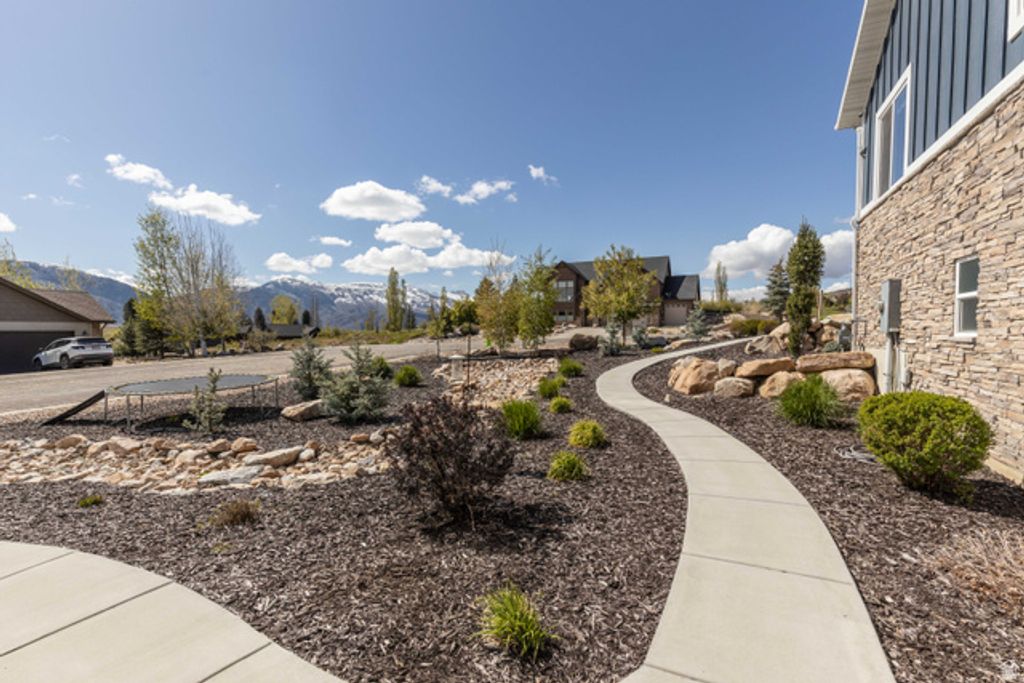 Image 57 of property listing at 3568 N ELKRIDGE TRL, Eden, UT 84310