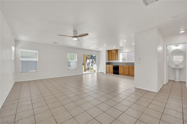 7613 Miles Court, Las Vegas, NV 89129