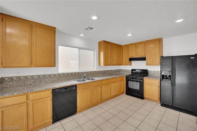 7613 Miles Court, Las Vegas, NV 89129