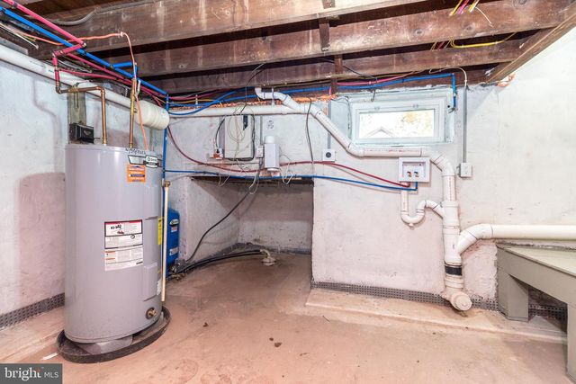 343 PAWLINGS RD, Phoenixville, PA 19460