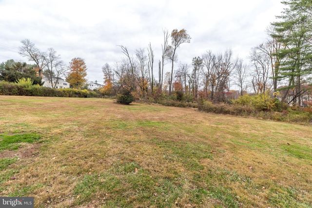 343 PAWLINGS RD, Phoenixville, PA 19460