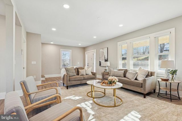 343 PAWLINGS RD, Phoenixville, PA 19460