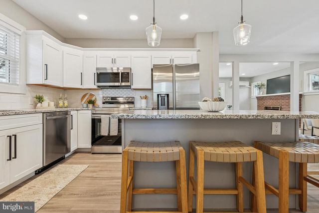 343 PAWLINGS RD, Phoenixville, PA 19460