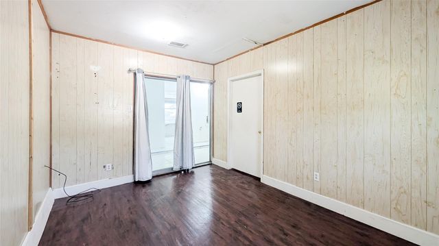 1107 Waverly Drive, Arlington, TX 76015