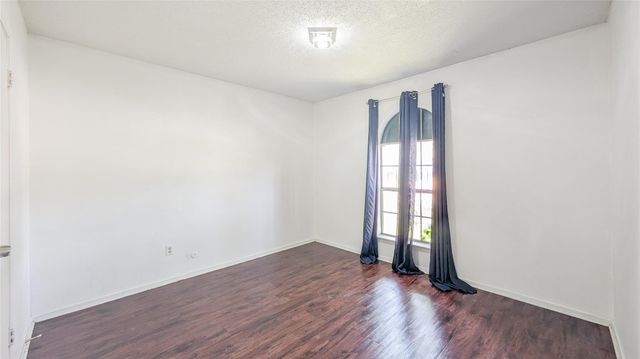 1107 Waverly Drive, Arlington, TX 76015