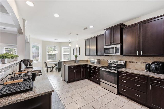 66 W Saughtree Lane, Elgin, SC 29045