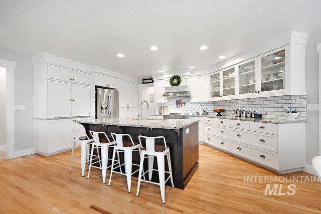 9339 Northview Rd, Middleton, ID 83644