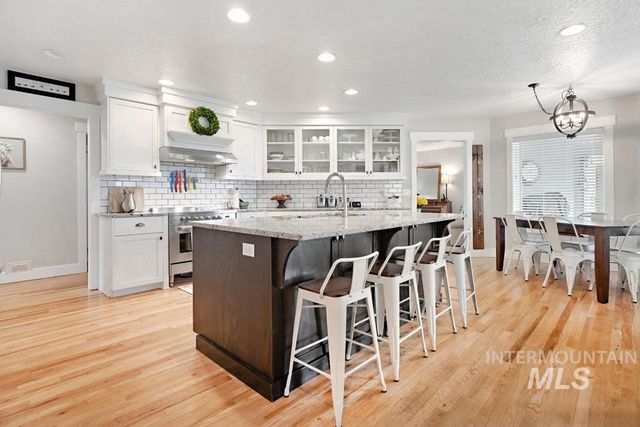 9339 Northview Rd, Middleton, ID 83644