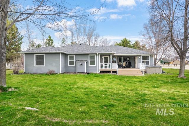 9339 Northview Rd, Middleton, ID 83644