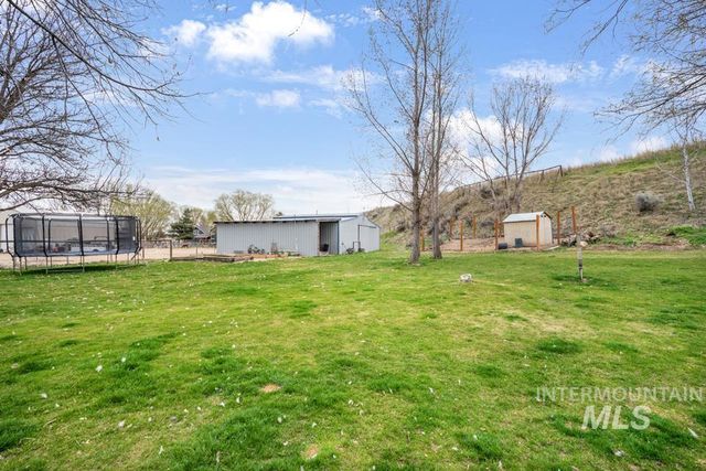 9339 Northview Rd, Middleton, ID 83644