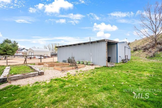 9339 Northview Rd, Middleton, ID 83644