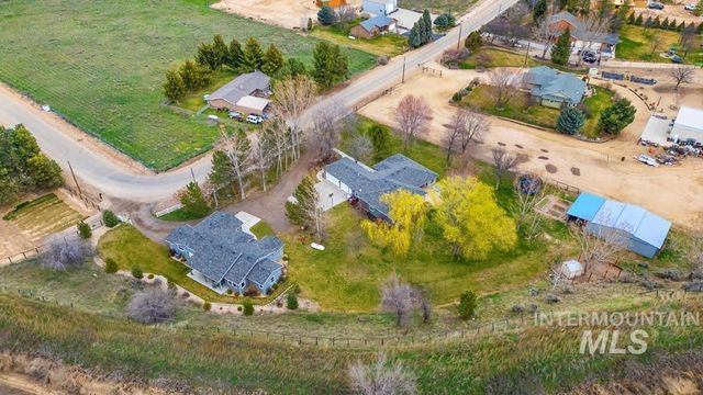 9339 Northview Rd, Middleton, ID 83644