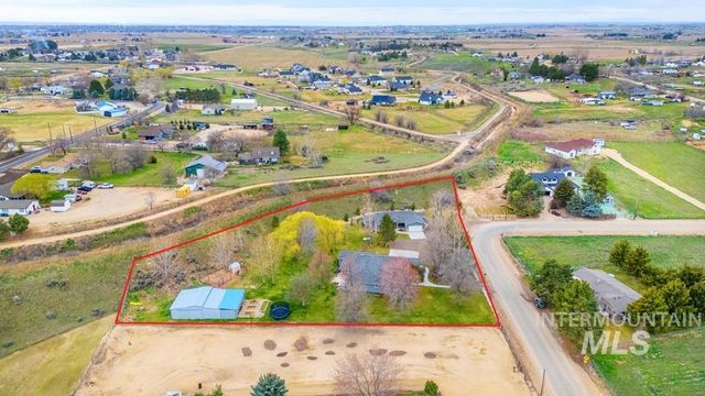 9339 Northview Rd, Middleton, ID 83644