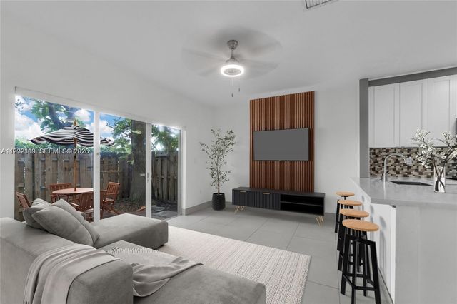 1720 NE 33 Av 104-5, Homestead, FL 33033