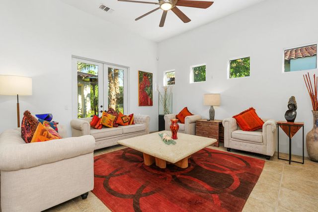 284 Loch Lomond Road, Rancho Mirage, CA 92270