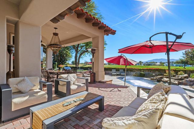 284 Loch Lomond Road, Rancho Mirage, CA 92270