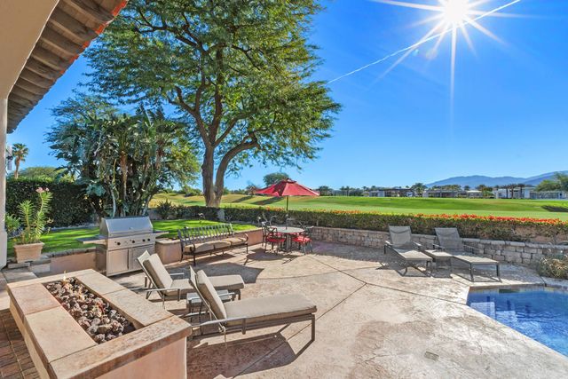 284 Loch Lomond Road, Rancho Mirage, CA 92270