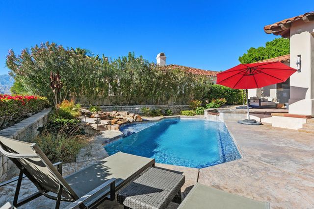 284 Loch Lomond Road, Rancho Mirage, CA 92270