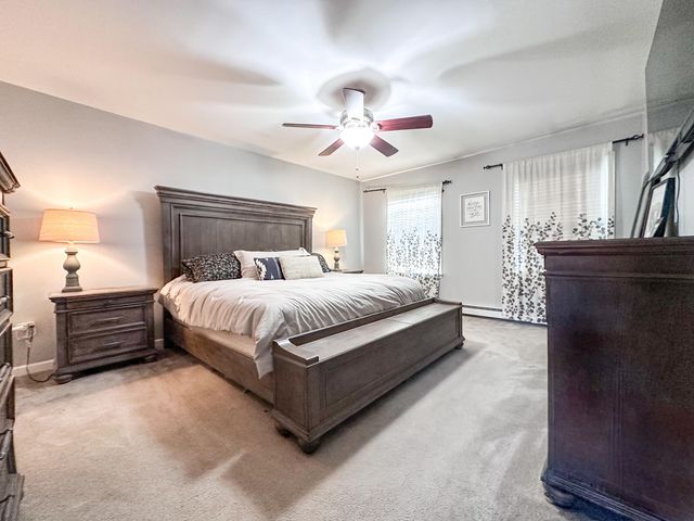 16 Huntington Avenue, Morrisonville, NY 12962