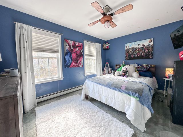 16 Huntington Avenue, Morrisonville, NY 12962