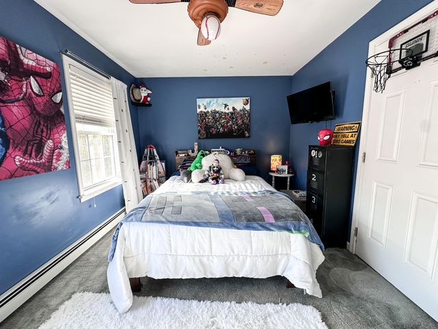 16 Huntington Avenue, Morrisonville, NY 12962