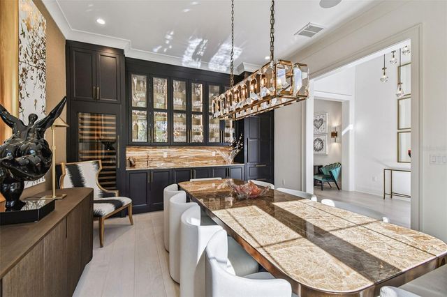 2915 W HARBOR VIEW AVENUE, Tampa, FL 33611