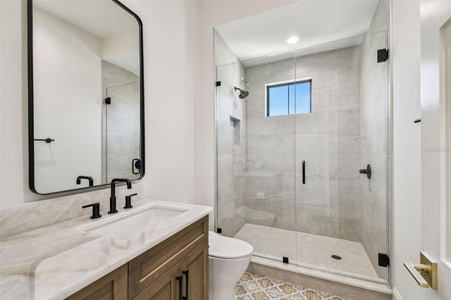 2915 W HARBOR VIEW AVENUE, Tampa, FL 33611