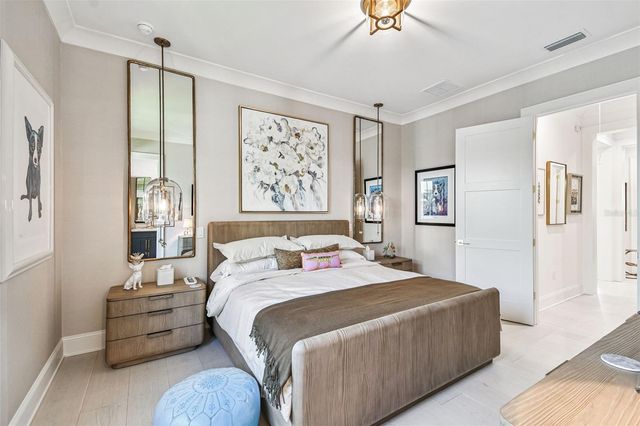 2915 W HARBOR VIEW AVENUE, Tampa, FL 33611