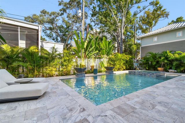 2915 W HARBOR VIEW AVENUE, Tampa, FL 33611