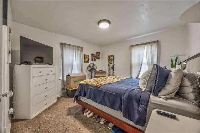 2532 W Paseo Boulevard, Kansas City, MO 64108