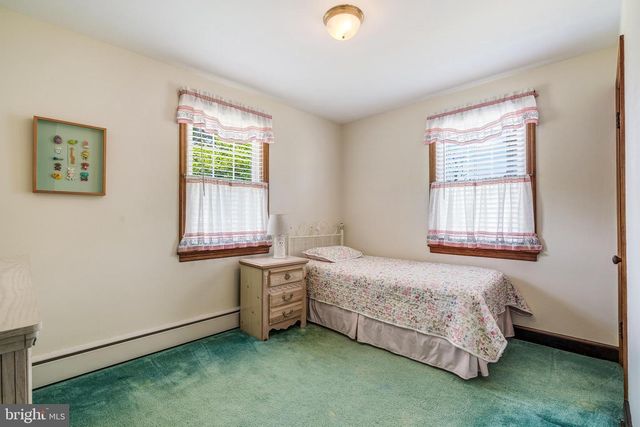 15 BRIGHTEN, Hamilton, NJ 08619