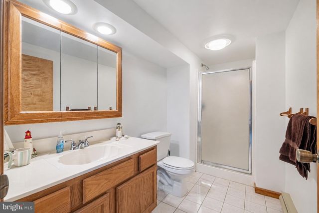 15 BRIGHTEN, Hamilton, NJ 08619