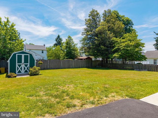 15 BRIGHTEN, Hamilton, NJ 08619
