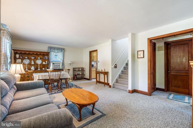 15 BRIGHTEN, Hamilton, NJ 08619