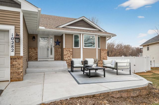 10282 Madison Street NE, Blaine, MN 55434