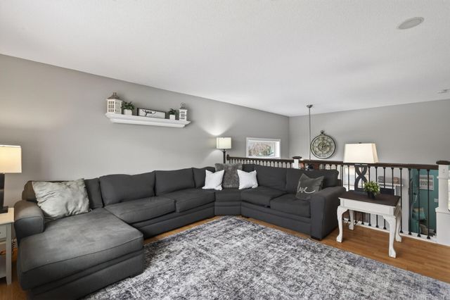 10282 Madison Street NE, Blaine, MN 55434