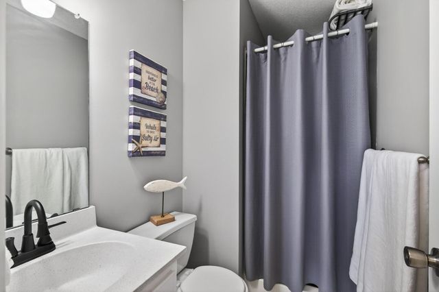 10282 Madison Street NE, Blaine, MN 55434