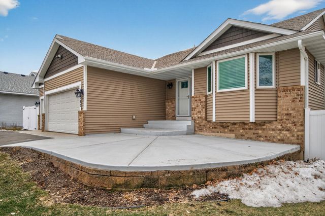 10282 Madison Street NE, Blaine, MN 55434