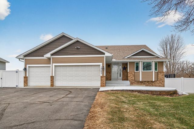 10282 Madison Street NE, Blaine, MN 55434