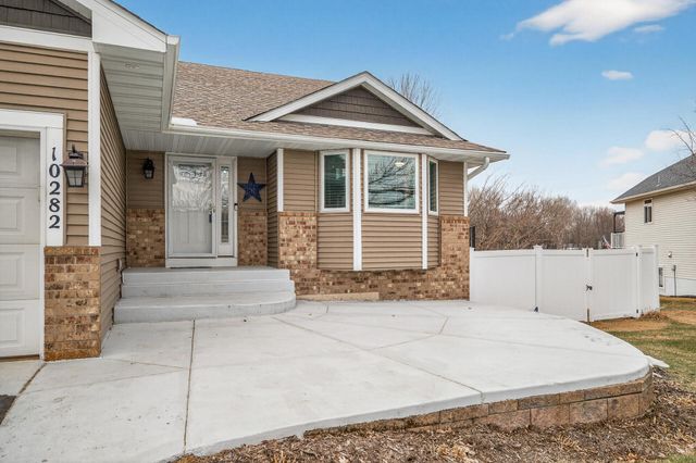 10282 Madison Street NE, Blaine, MN 55434