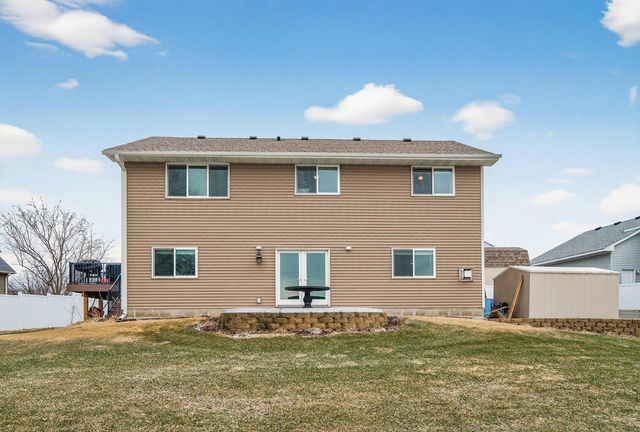 10282 Madison Street NE, Blaine, MN 55434