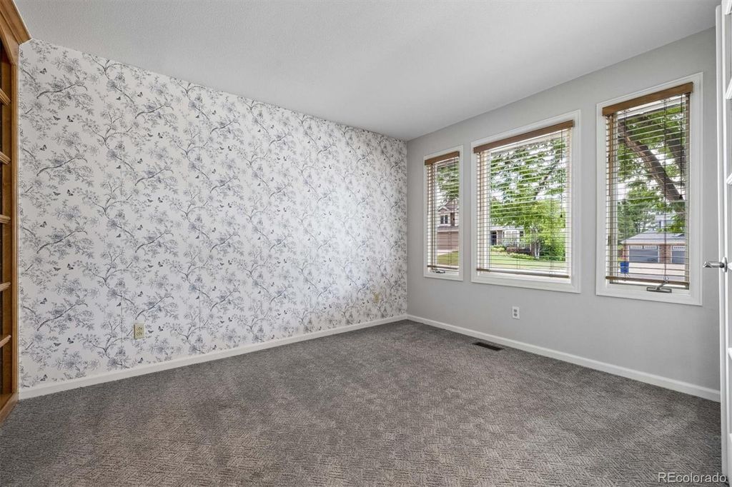 Image 19 of property listing at 2353 Wigan Court, Highlands Ranch, CO 80126