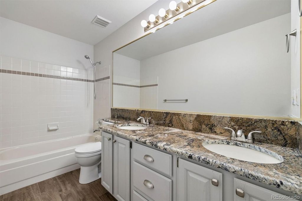 Image 30 of property listing at 2353 Wigan Court, Highlands Ranch, CO 80126