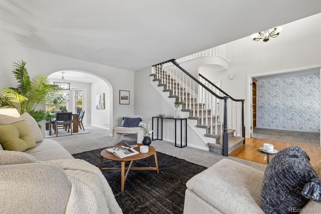 Image 5 of property listing at 2353 Wigan Court, Highlands Ranch, CO 80126